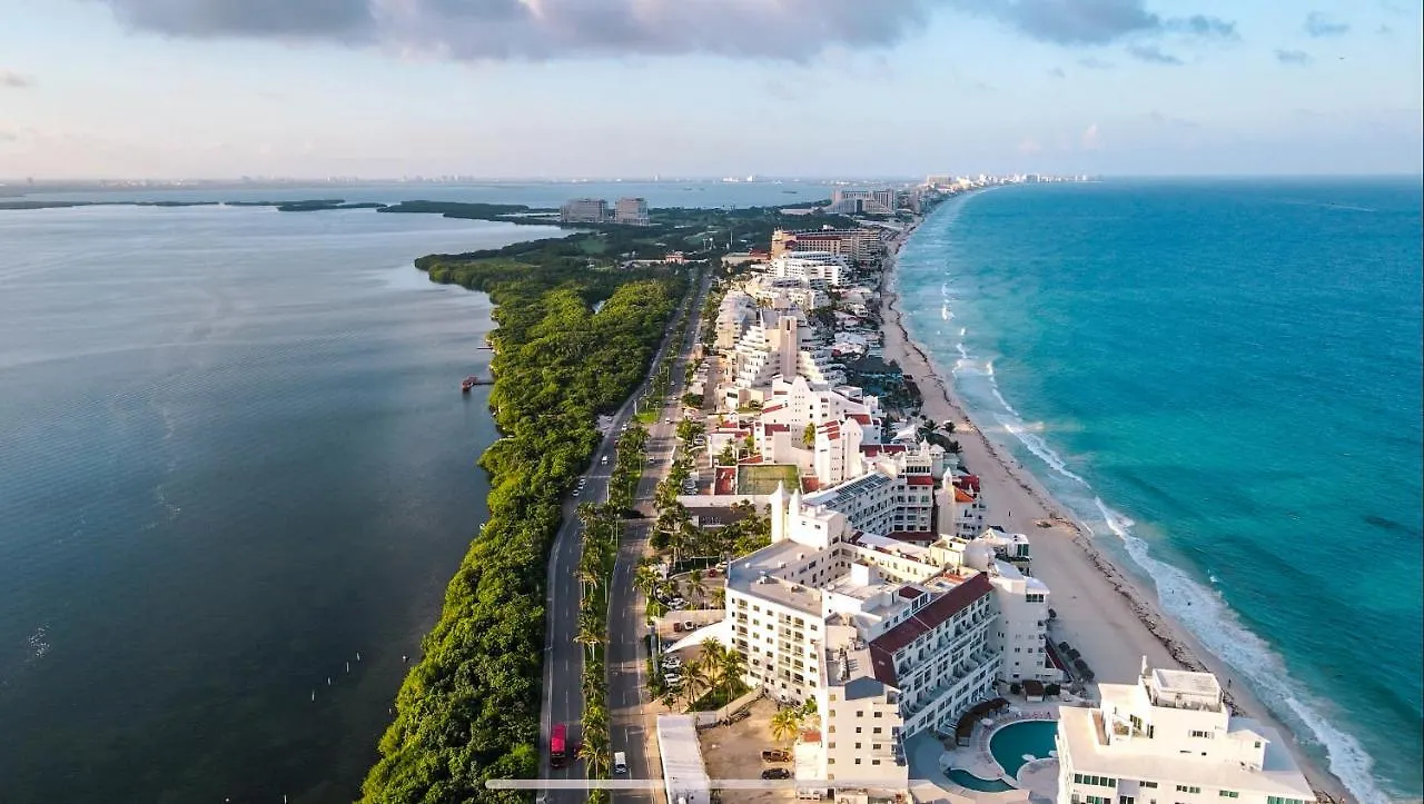 Exclusivo Condominio A Pie De Playa Zh Cancún Apartmán